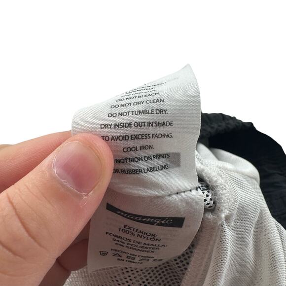 Maamgic Black swim trunks - Picture 6 of 7